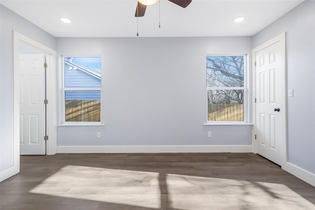 401 Miller Street - Photo 10