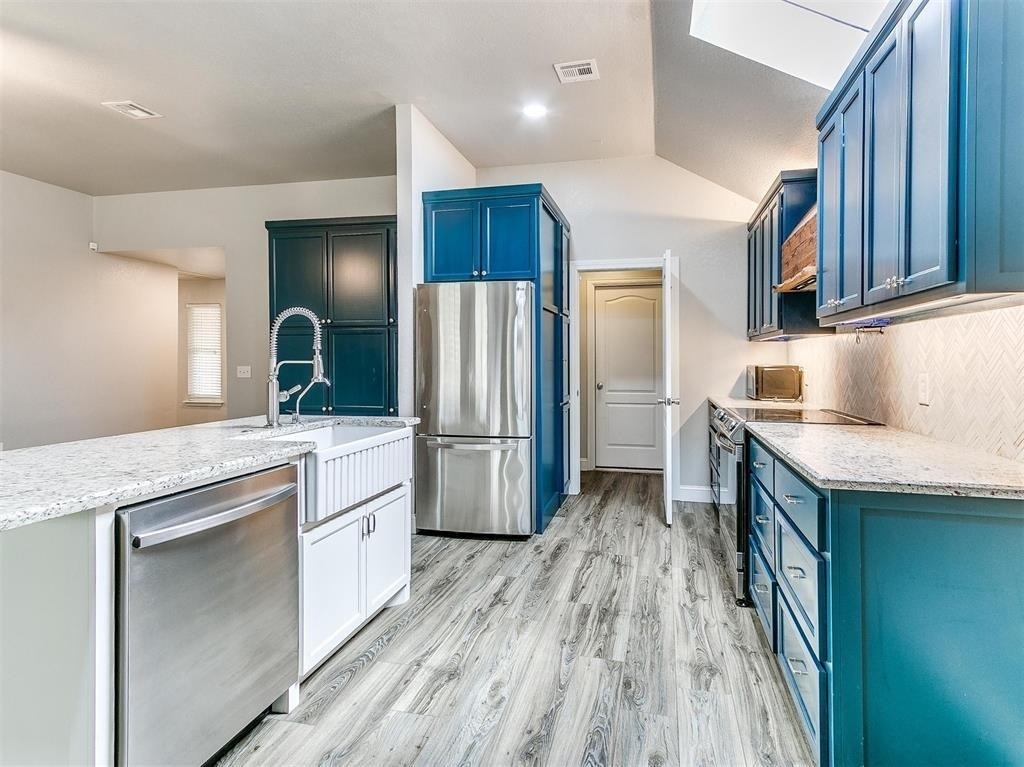 713 Night Hawk Drive - Photo 5