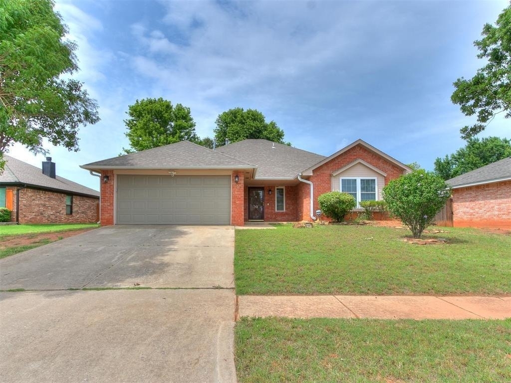 713 Night Hawk Drive - Photo 0
