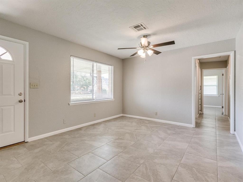 1620 Chautauqua Avenue - Photo 2