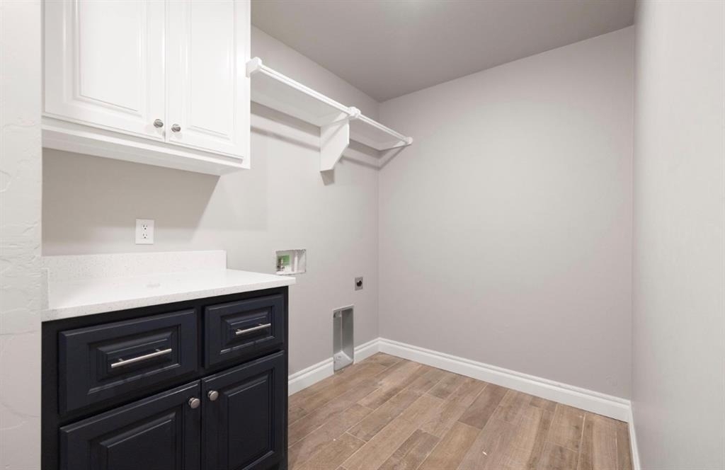 9001 Stark Street - Photo 17
