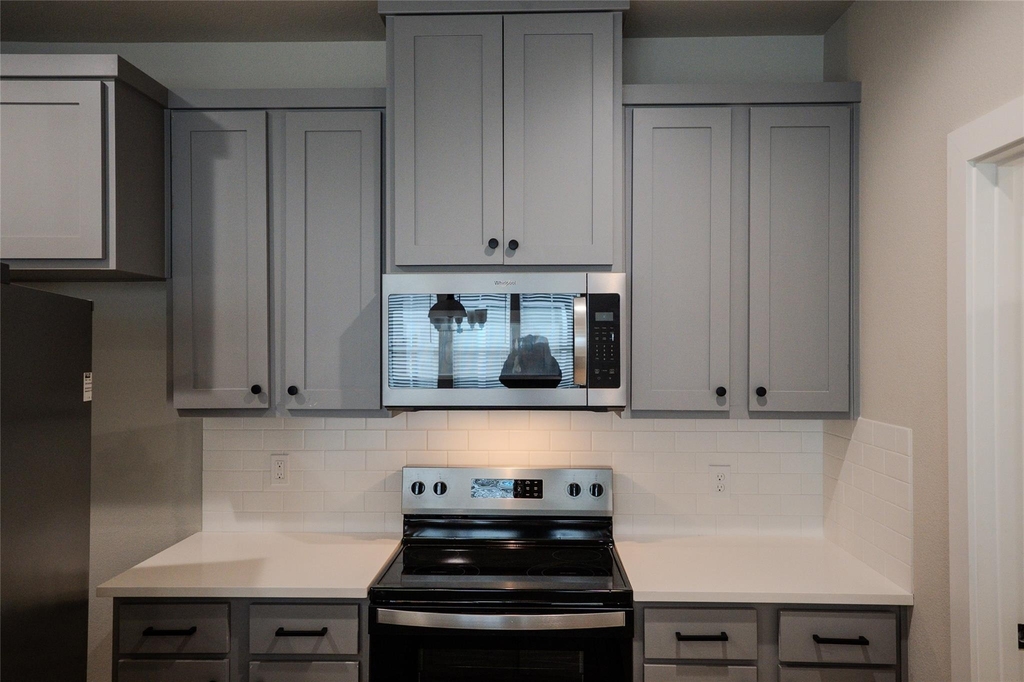 390 N Dallas Street - Photo 14