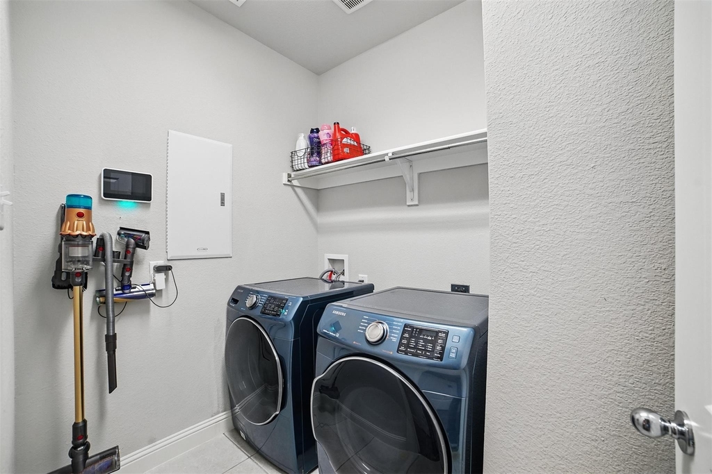 1306 Torrington Lane - Photo 28