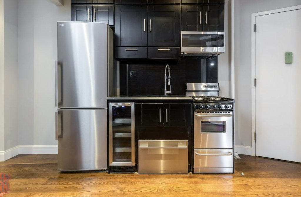 315 West 103rd Street - Photo 1