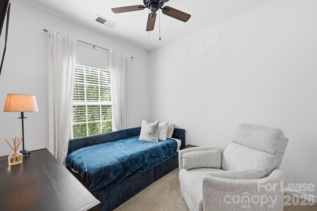 1353 Jacemans Way - Photo 27