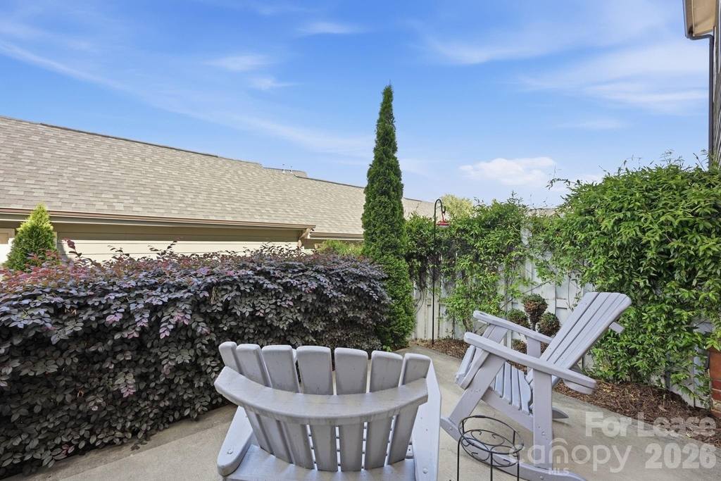 1353 Jacemans Way - Photo 34