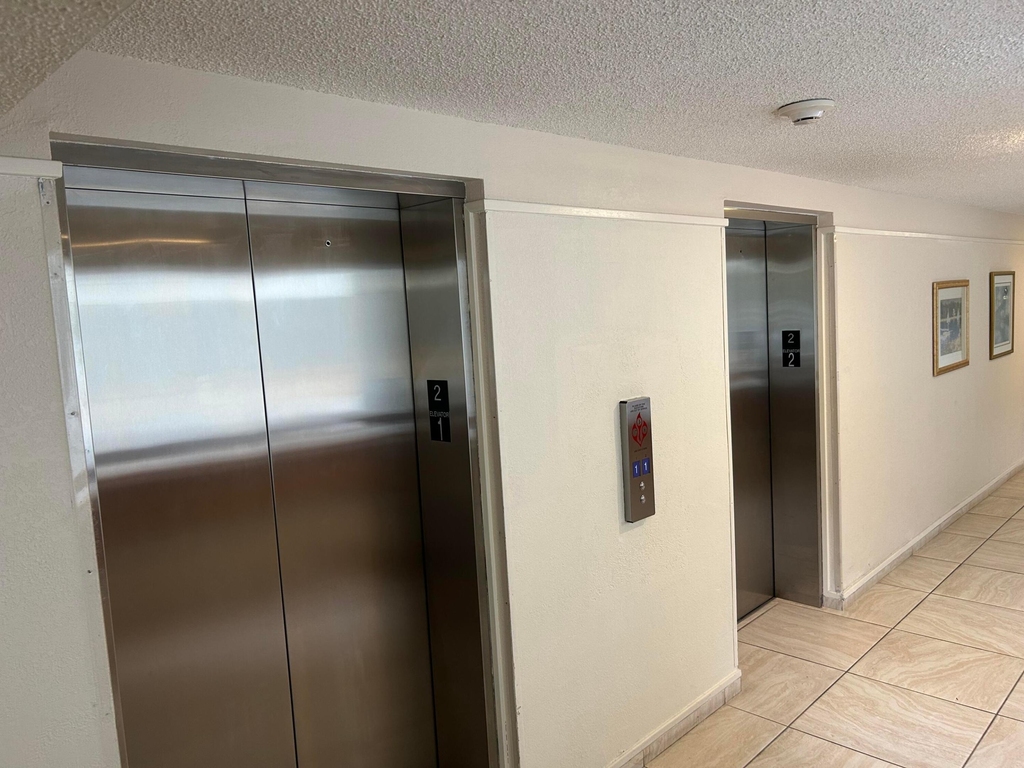 16300 Golf Club Road - Photo 5