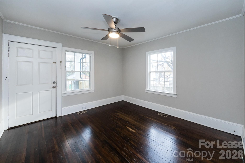 1613 Parson Street - Photo 9