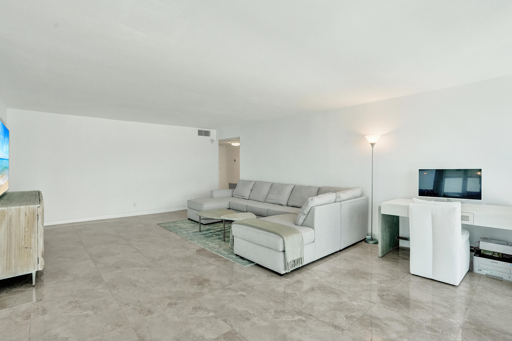 1360 S Ocean Boulevard - Photo 10