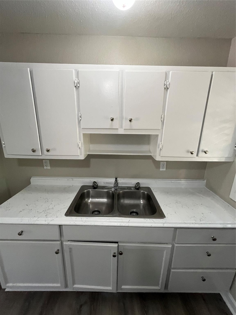 1622 Centerville Road - Photo 8