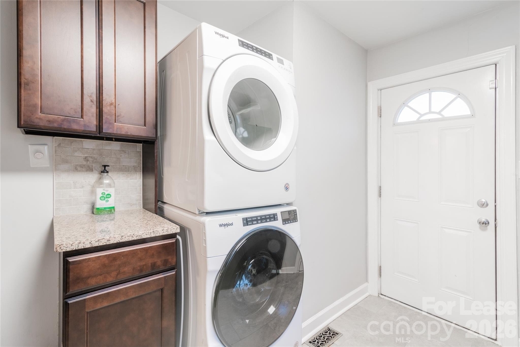 2108 Highland Street - Photo 6