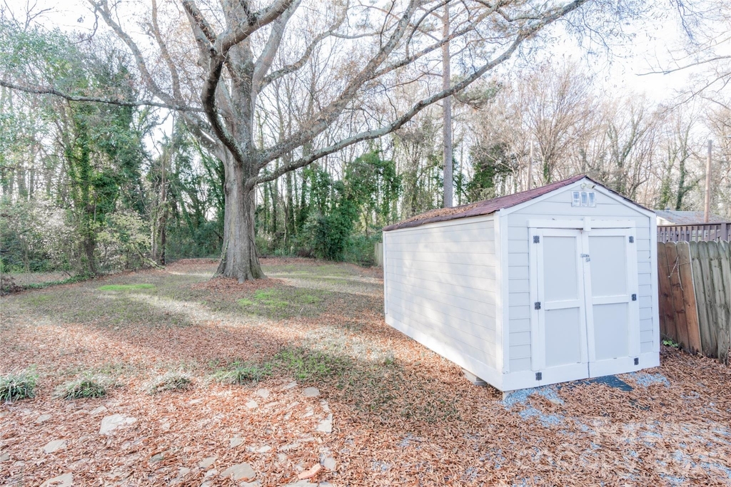 2108 Highland Street - Photo 22