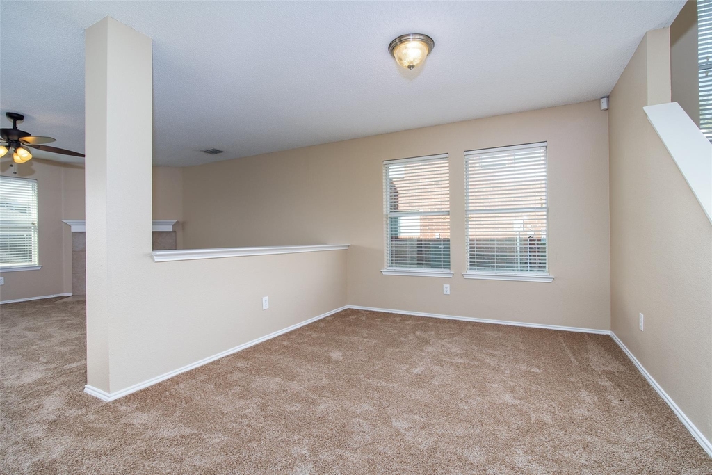 103 Bowie Street - Photo 14