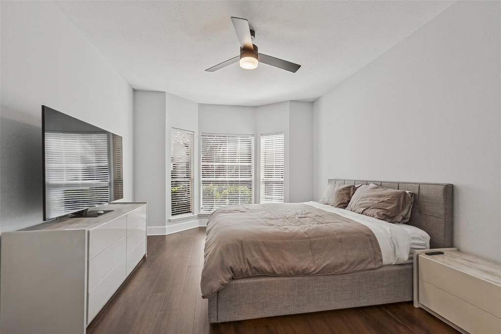 12660 Hillcrest Road - Photo 5