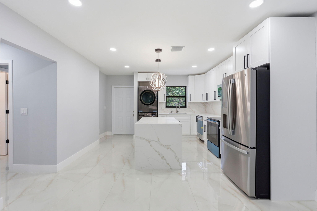 2975 Ne 2nd Avenue - Photo 8
