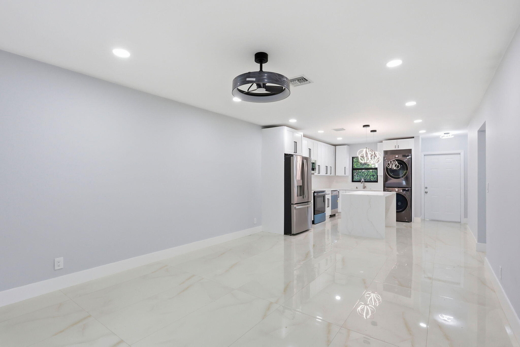 2975 Ne 2nd Avenue - Photo 5