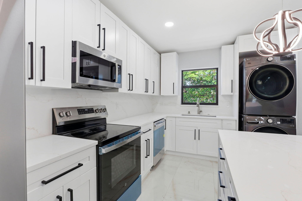 2975 Ne 2nd Avenue - Photo 11