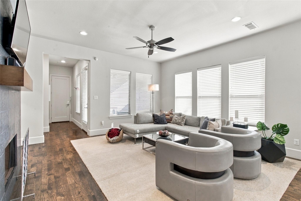 5539 Ellsworth Avenue - Photo 2