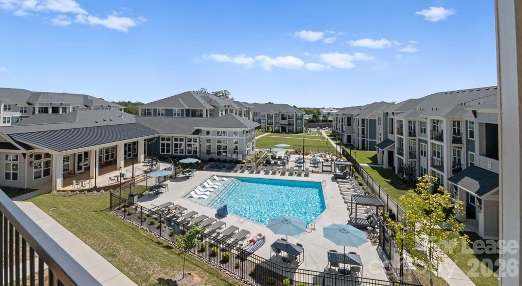 104 Herrings Green Loop - Photo 0