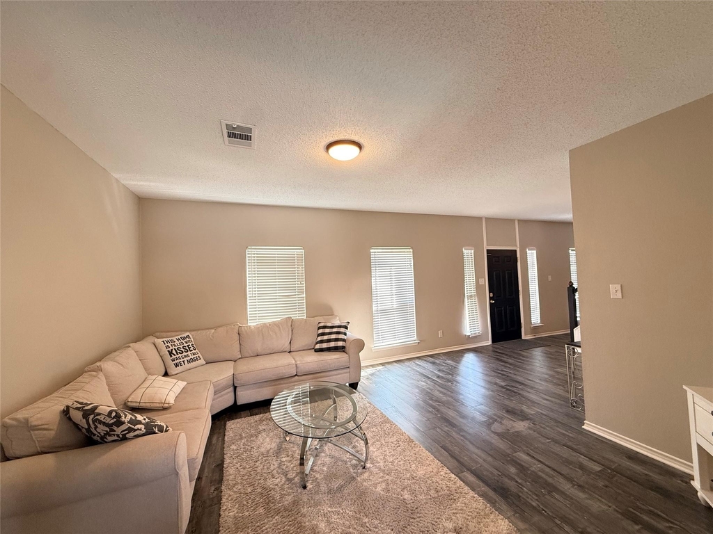 1421 Berkley Road - Photo 7