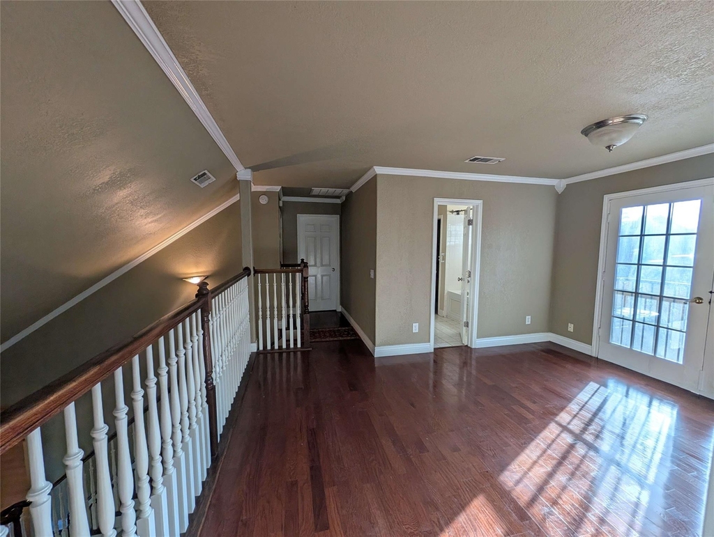 1940 Cedar Ridge Drive - Photo 35