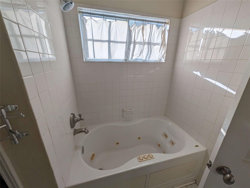 1940 Cedar Ridge Drive - Photo 37
