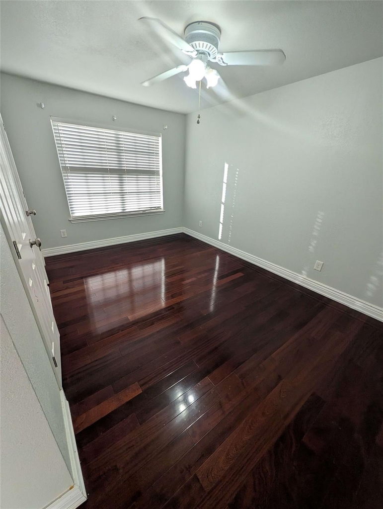 1940 Cedar Ridge Drive - Photo 31