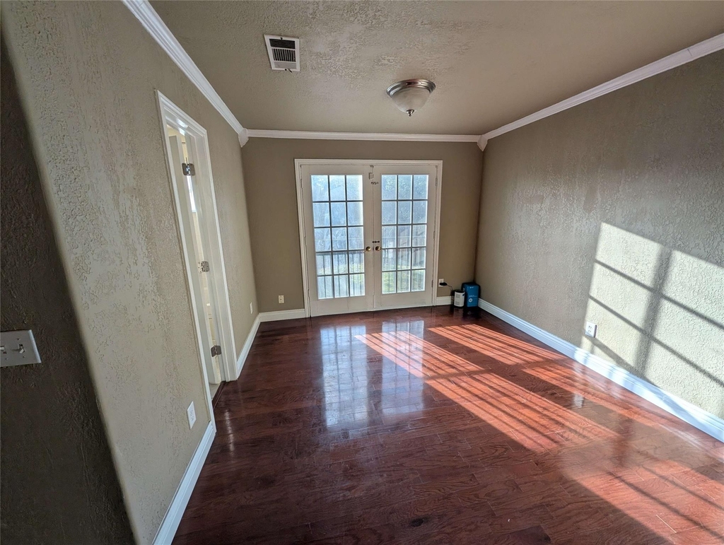1940 Cedar Ridge Drive - Photo 28