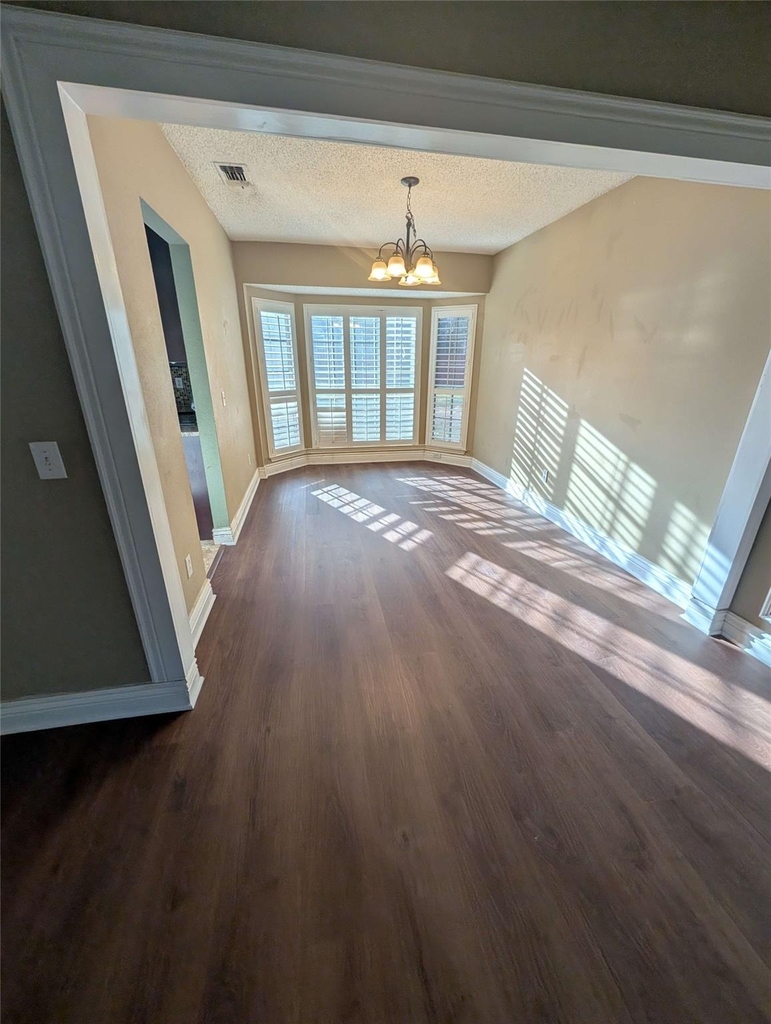 1940 Cedar Ridge Drive - Photo 6