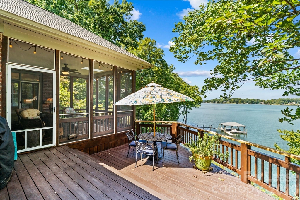 666 Normandy Road - Photo 26