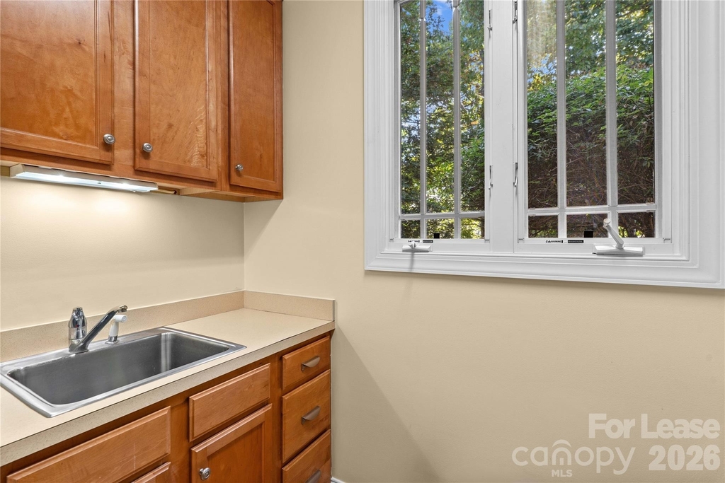666 Normandy Road - Photo 17