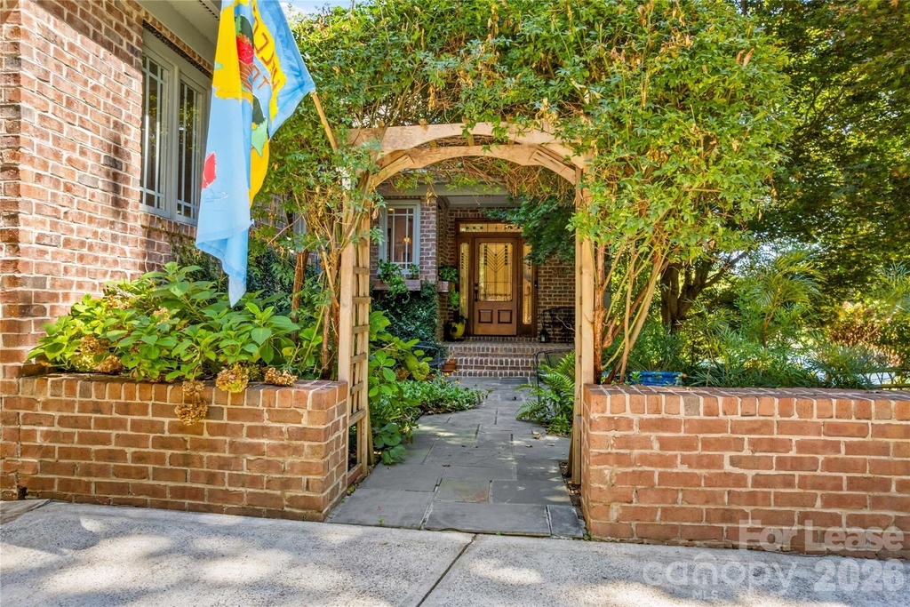 666 Normandy Road - Photo 3