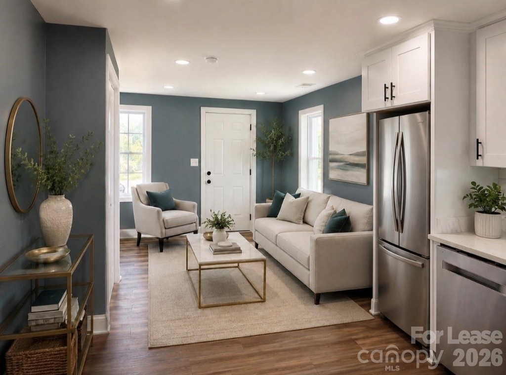 504 Stroupe Road - Photo 3