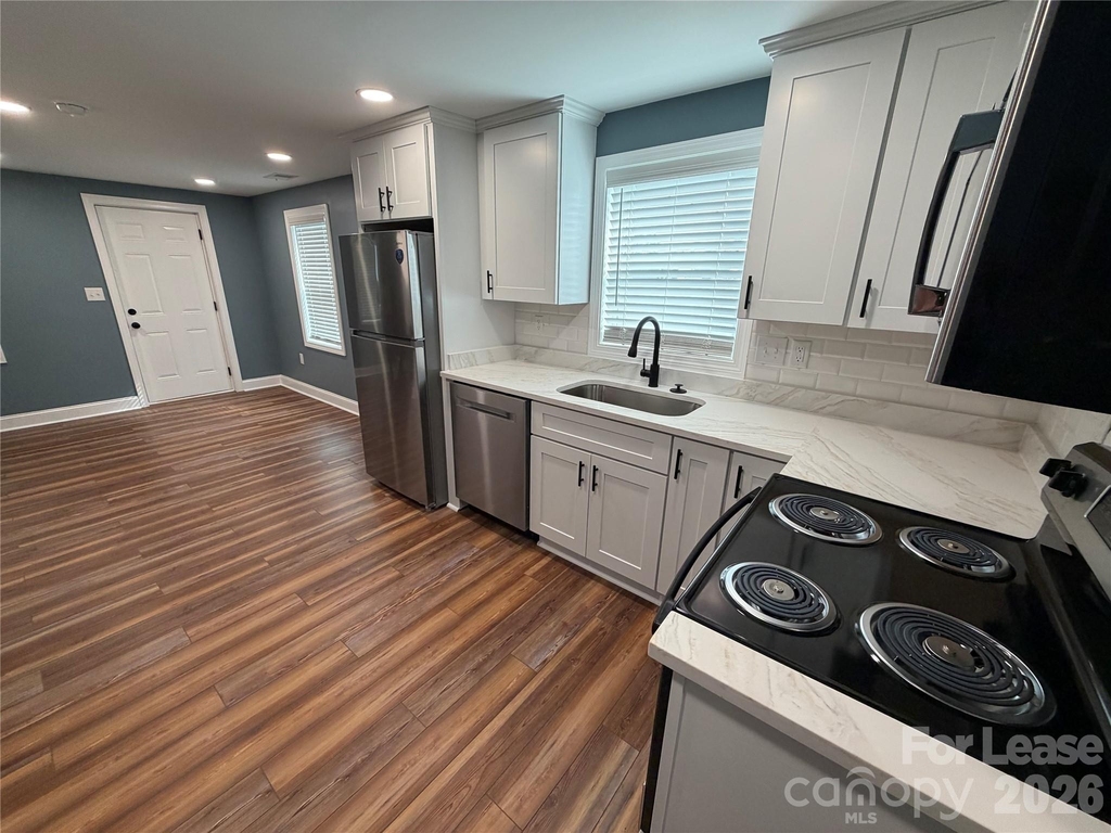 504 Stroupe Road - Photo 11