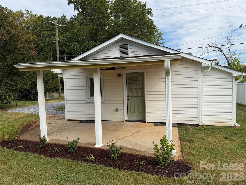 504 Stroupe Road - Photo 2