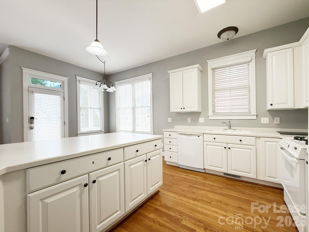7023 Blakeney Greens Boulevard - Photo 4