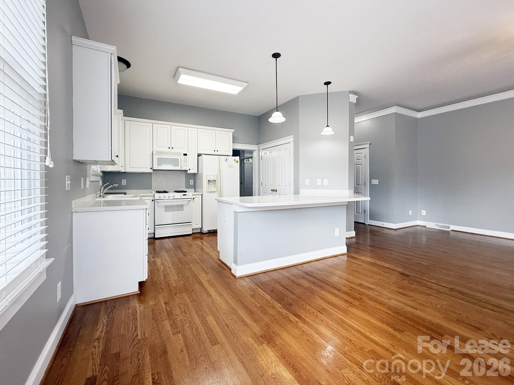 7023 Blakeney Greens Boulevard - Photo 5
