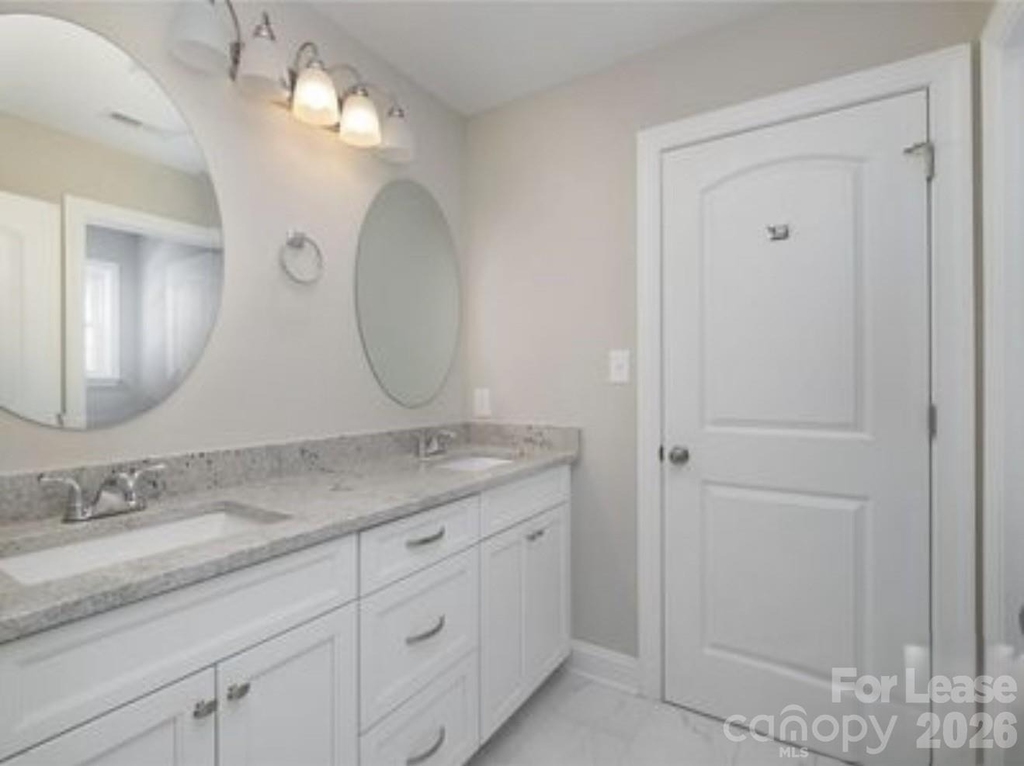 108 Pine Bluff Court - Photo 7