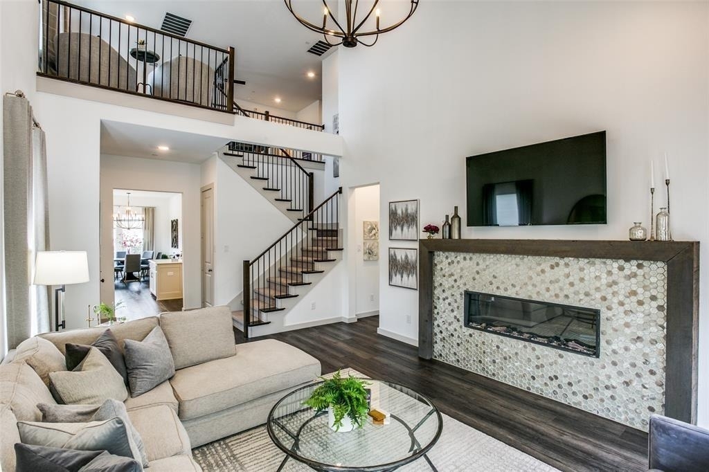 100 Claire Drive - Photo 3