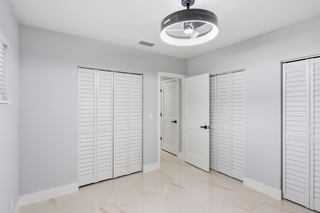 2999 Ne 2nd Avenue - Photo 16
