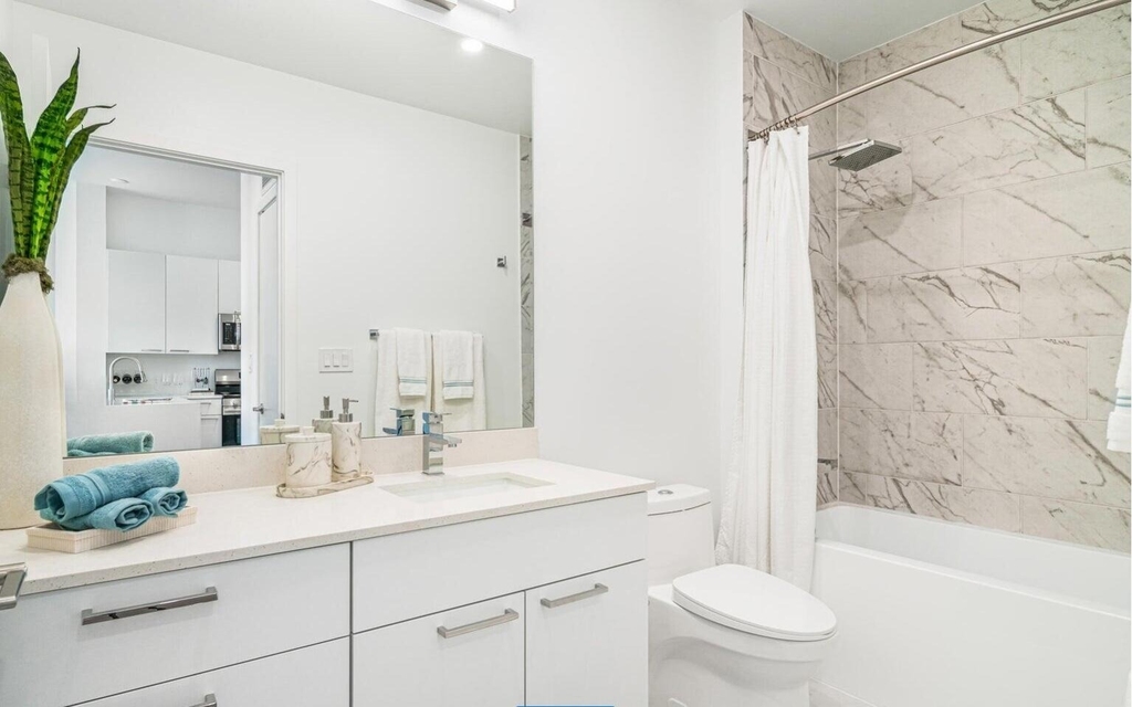 2121 Broward Avenue - Photo 7