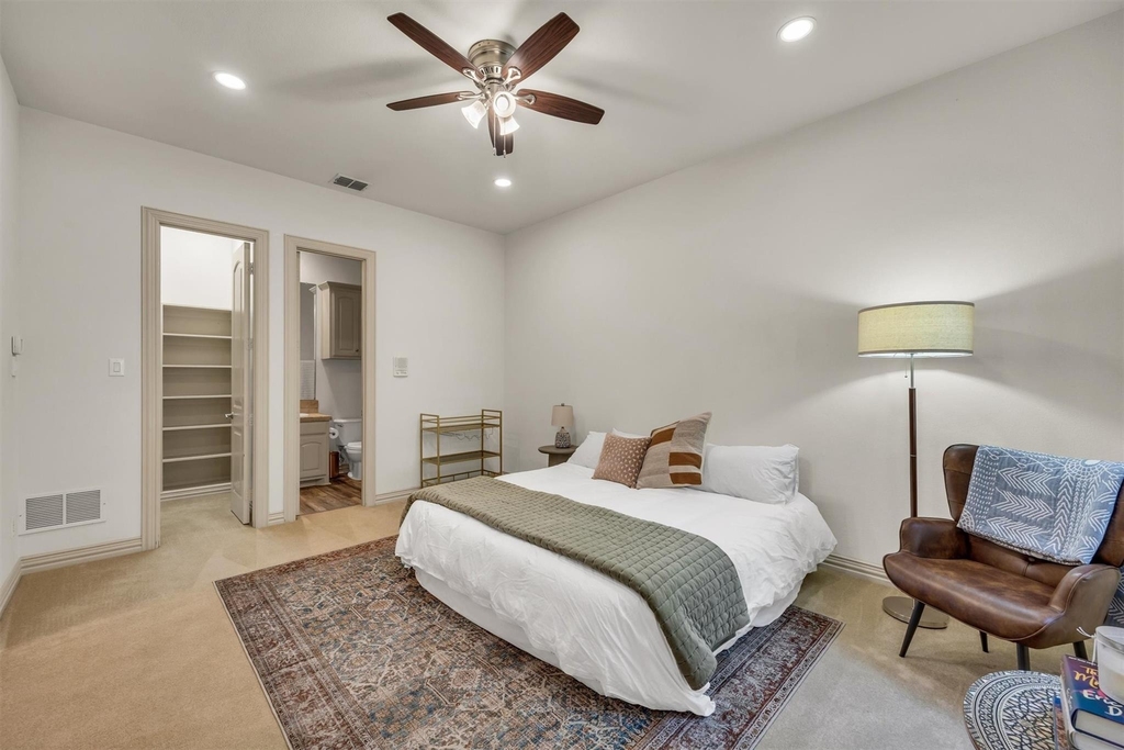 8249 Short Street - Photo 5