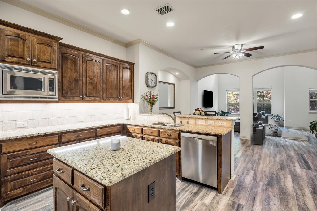 8249 Short Street - Photo 15