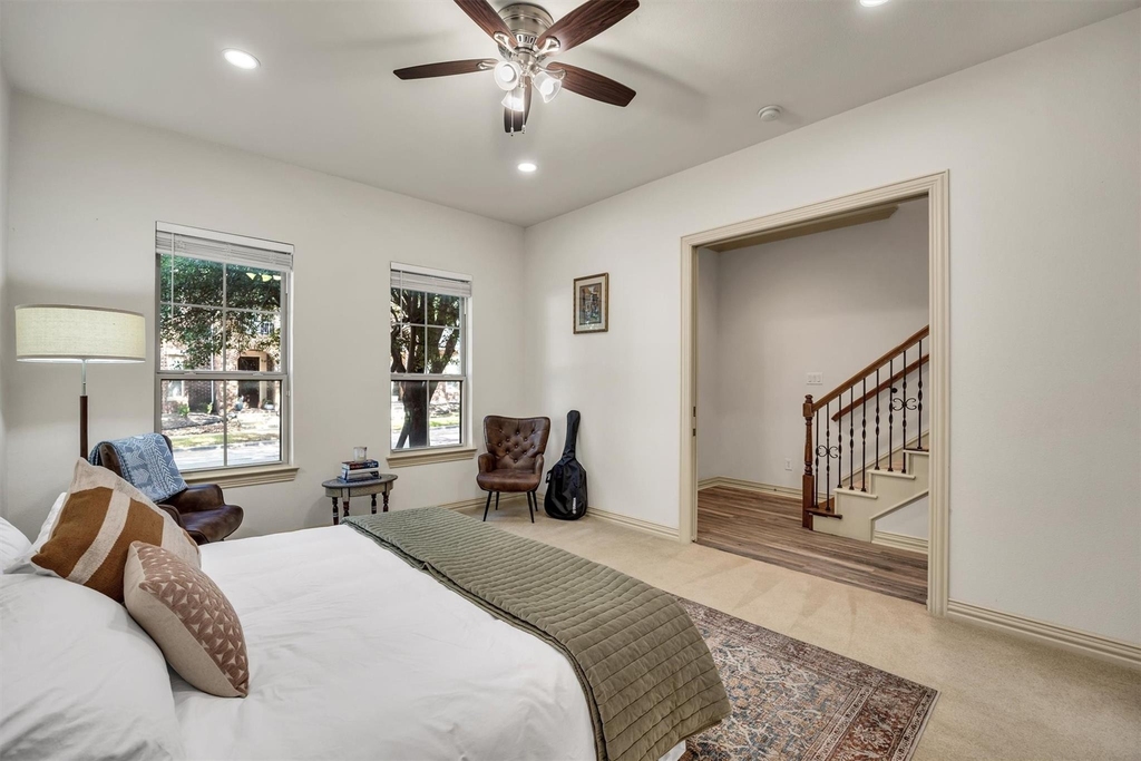 8249 Short Street - Photo 4