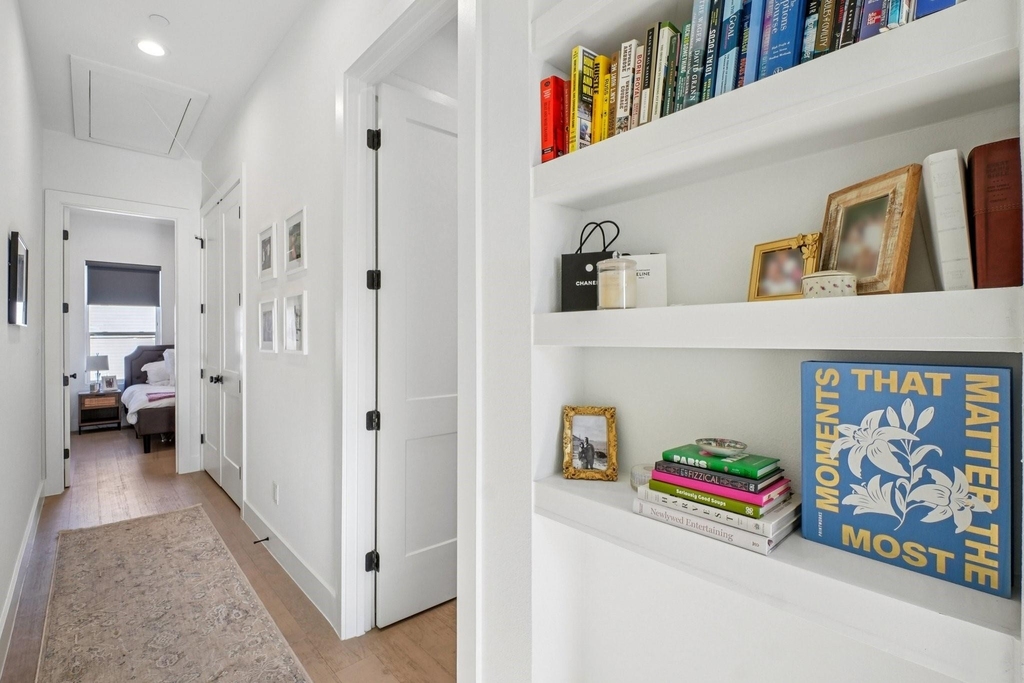 145 N Henderson Avenue - Photo 19