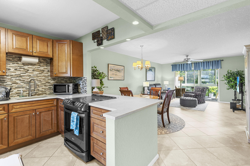 7797 Golf Cir Drive - Photo 8