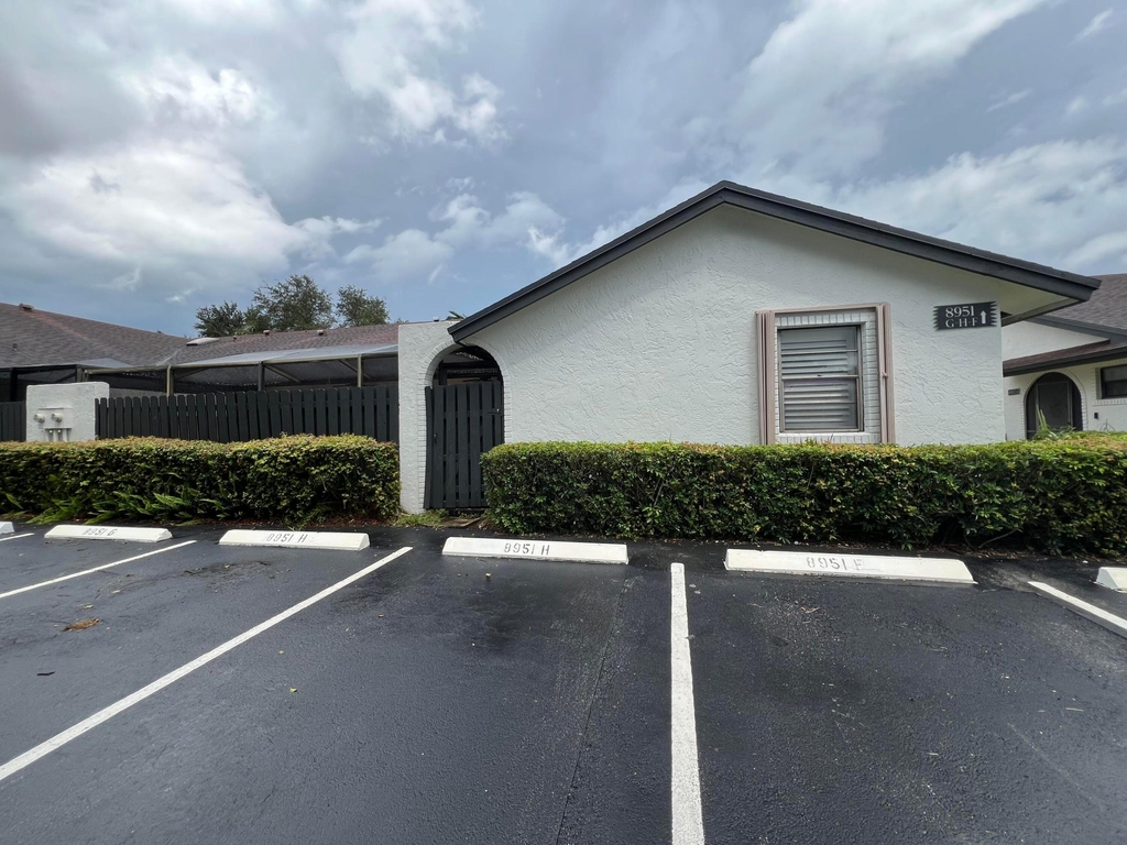 8951 Sw 19th Street - Photo 23