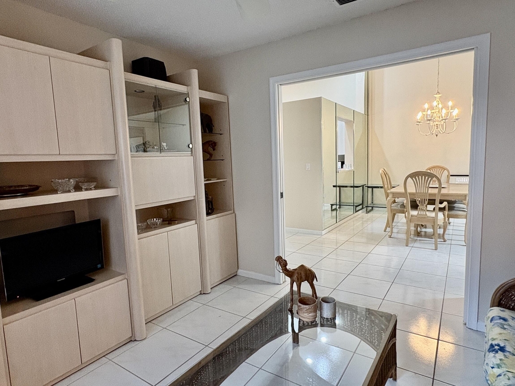 7702 Majestic Palm Drive - Photo 31