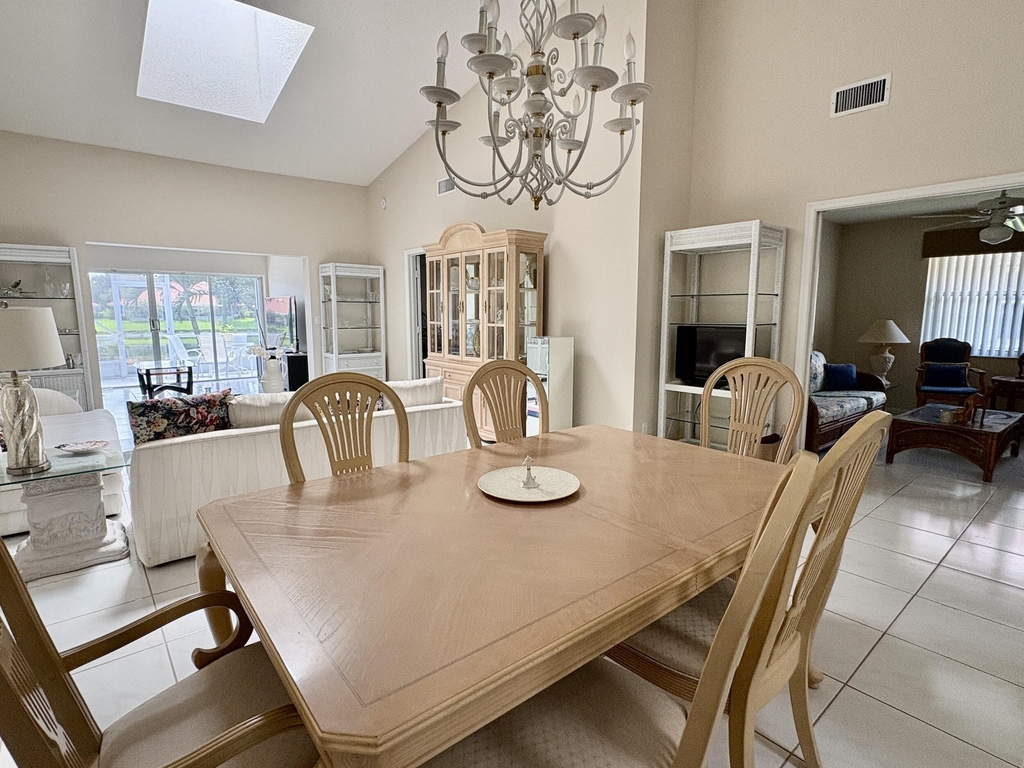 7702 Majestic Palm Drive - Photo 5