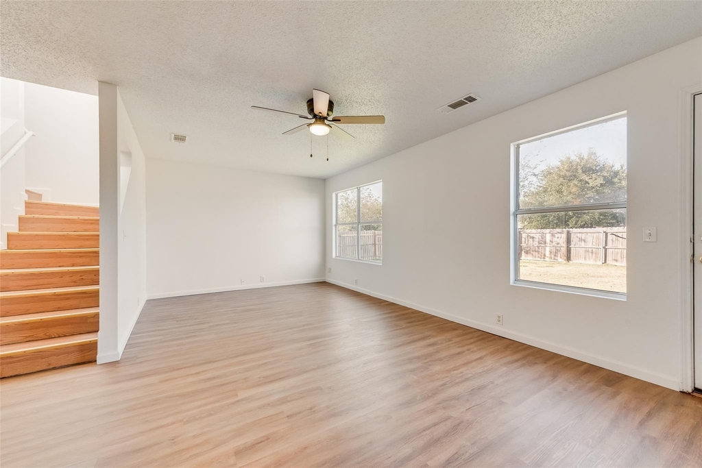 9711 Brierwyck Drive - Photo 9